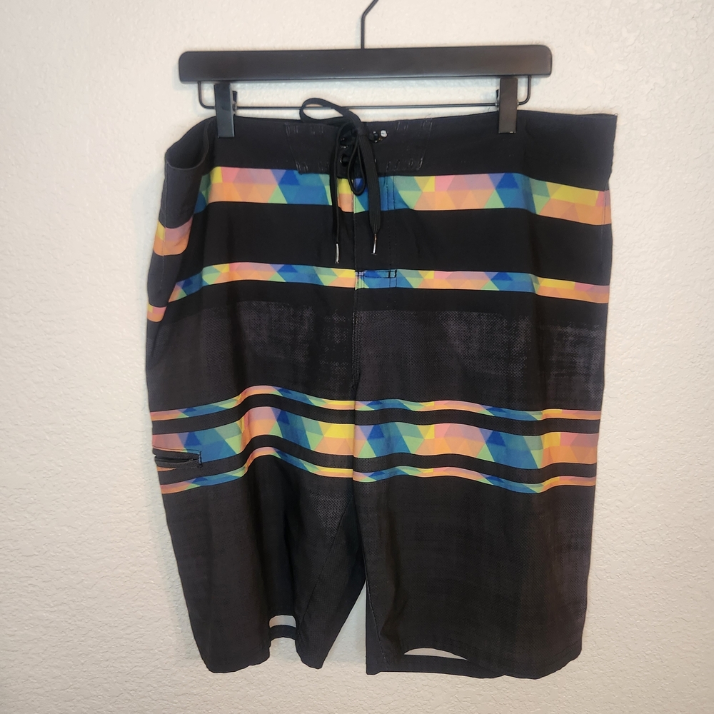 Hang Ten Swim Trunks Board Shorts Men’s Size 38 Surf Black Striped